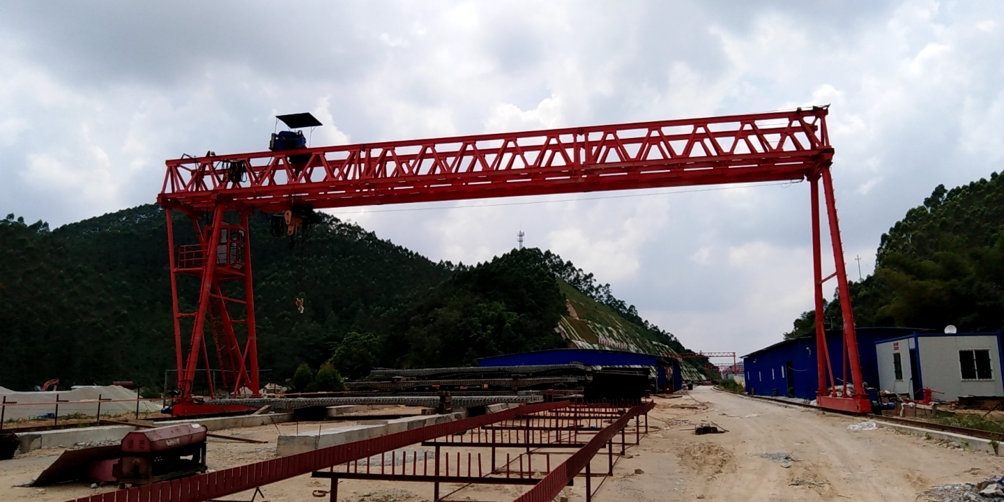 廣東茂名（粵桂界）高速TJ14標(biāo)，MG80/10t-24m-9m-2臺(tái)，MH10t-24m-9m-2臺(tái)，MG40t-24m-9m-1臺(tái)，