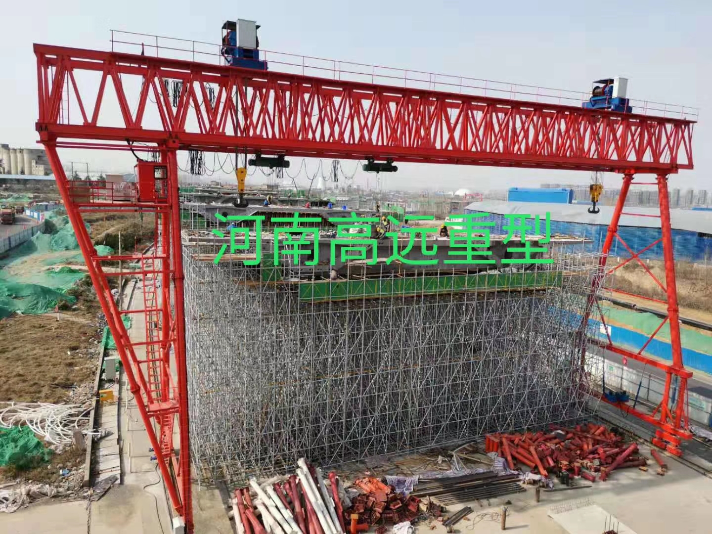 重慶勝和建筑工程有限公司拉薩提布崗項(xiàng)目，采購我廠ME60+60T-36M-9M-2臺(tái)，10T-36M-9M-4臺(tái)龍門吊