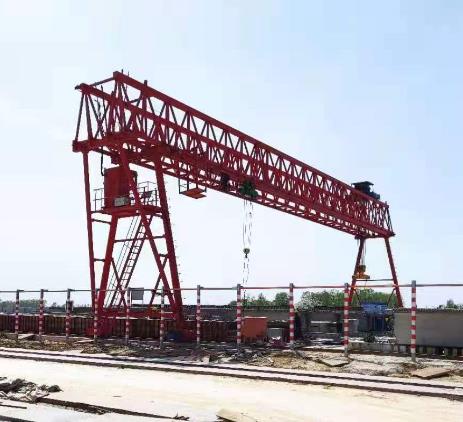 帶有伸縮機(jī)構(gòu)的司機(jī)室有什么好處，常用于哪些龍門(mén)吊上？